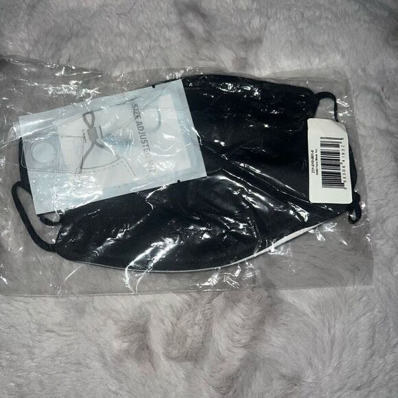 WWE NWO Summer slam 2021 Memorabilia merch protective facemask - Picture 3 of 3